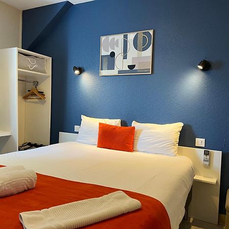 Brit Hotel Du Parc Niort Centre-Parking Gratuit Kültér fotó