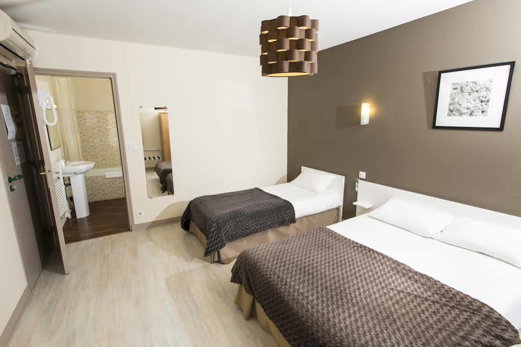 Brit Hotel Du Parc Niort Centre-Parking Gratuit Kültér fotó